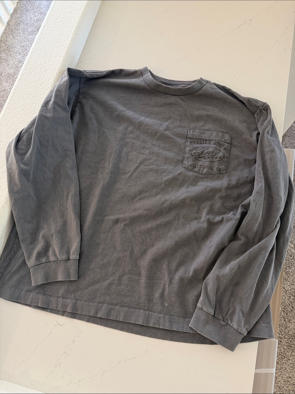 Unisex Cherry Los Angeles Long Sleeve Pocket Tee - Charcoal